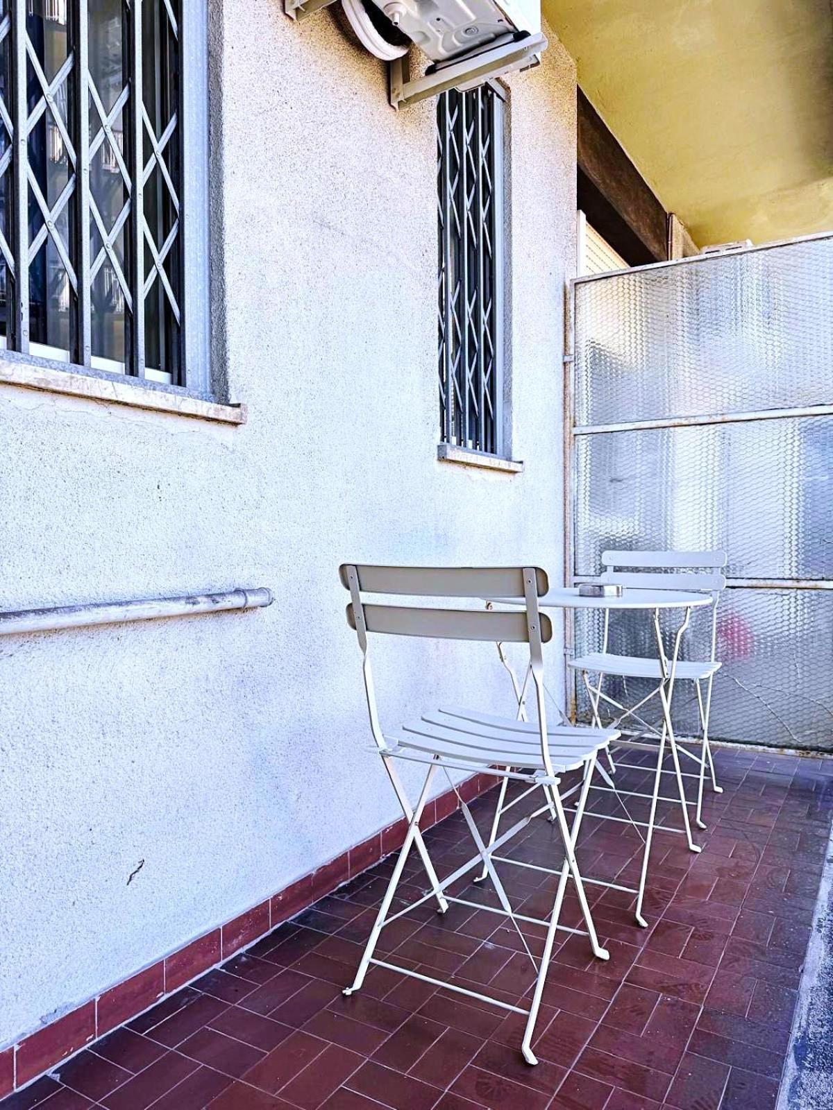 Dreams Little Apartment - M5 Station - Near Center Milão Exterior foto